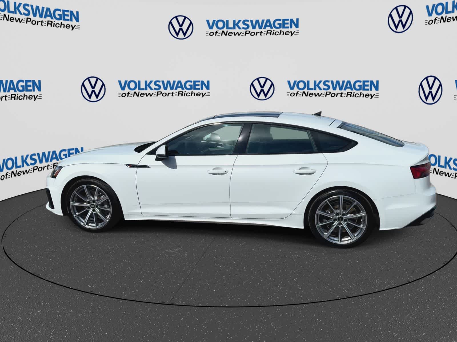 2025 Audi A5 Sportback S line Premium