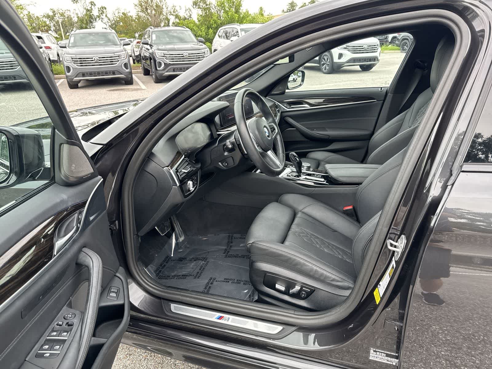 2023 BMW 540i 540i