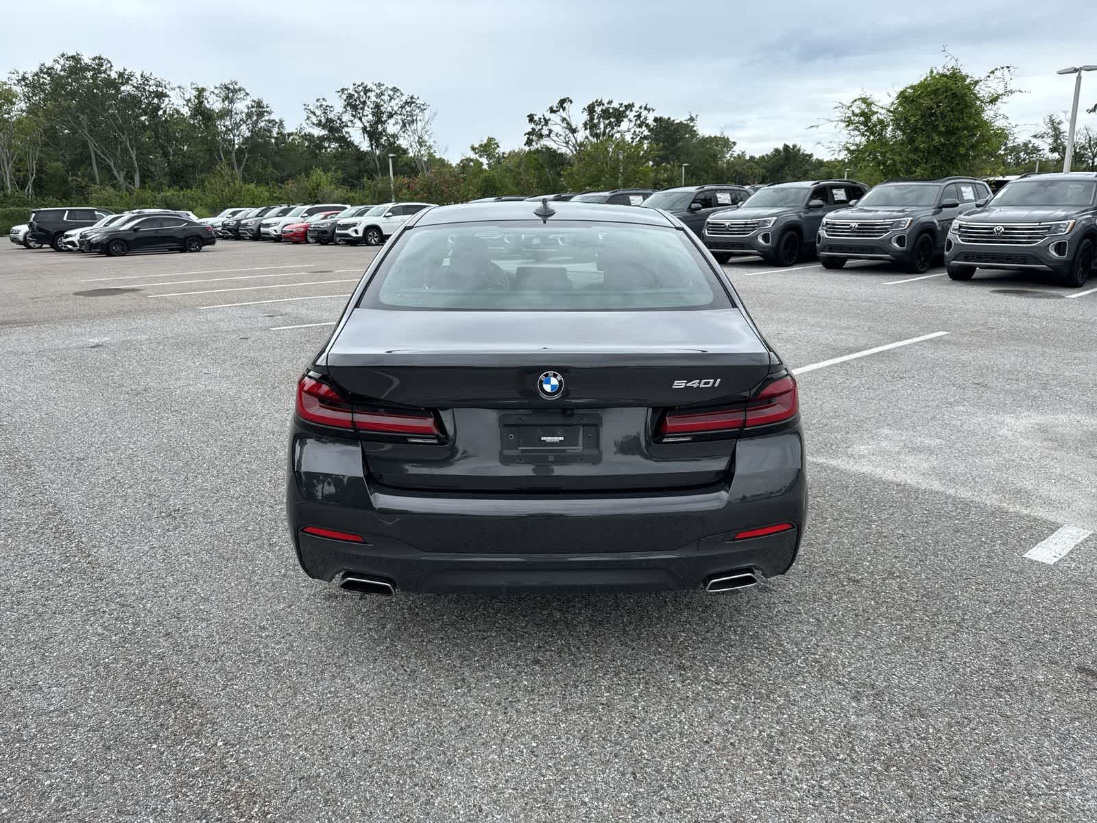 2023 BMW 540i 540i