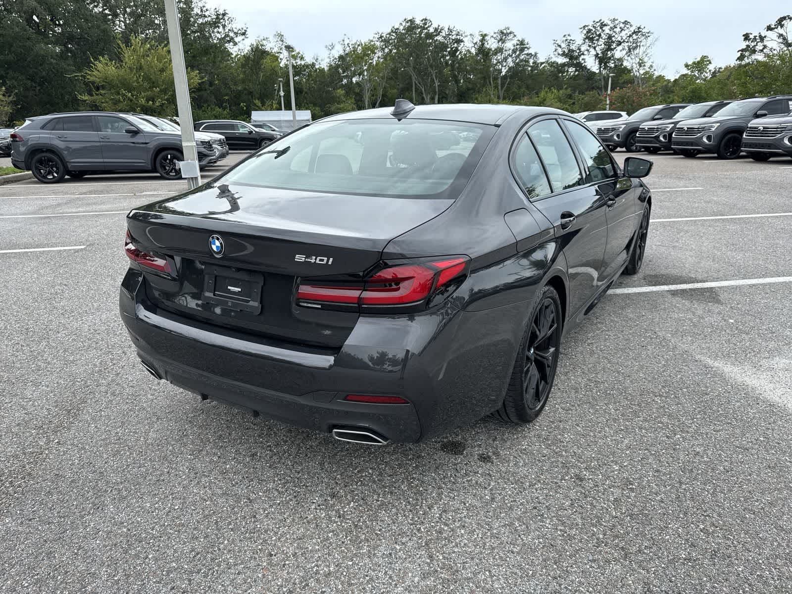 2023 BMW 540i 540i