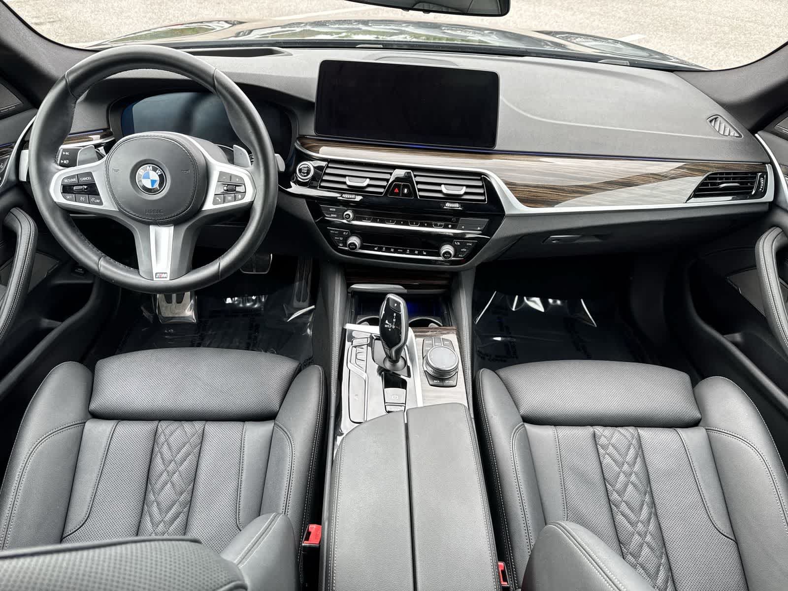 2023 BMW 540i 540i