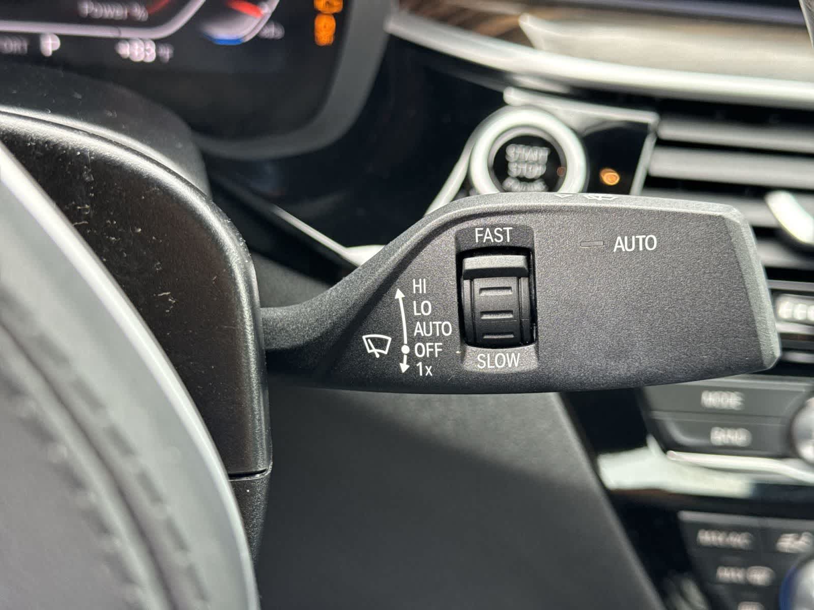2023 BMW 540i 540i