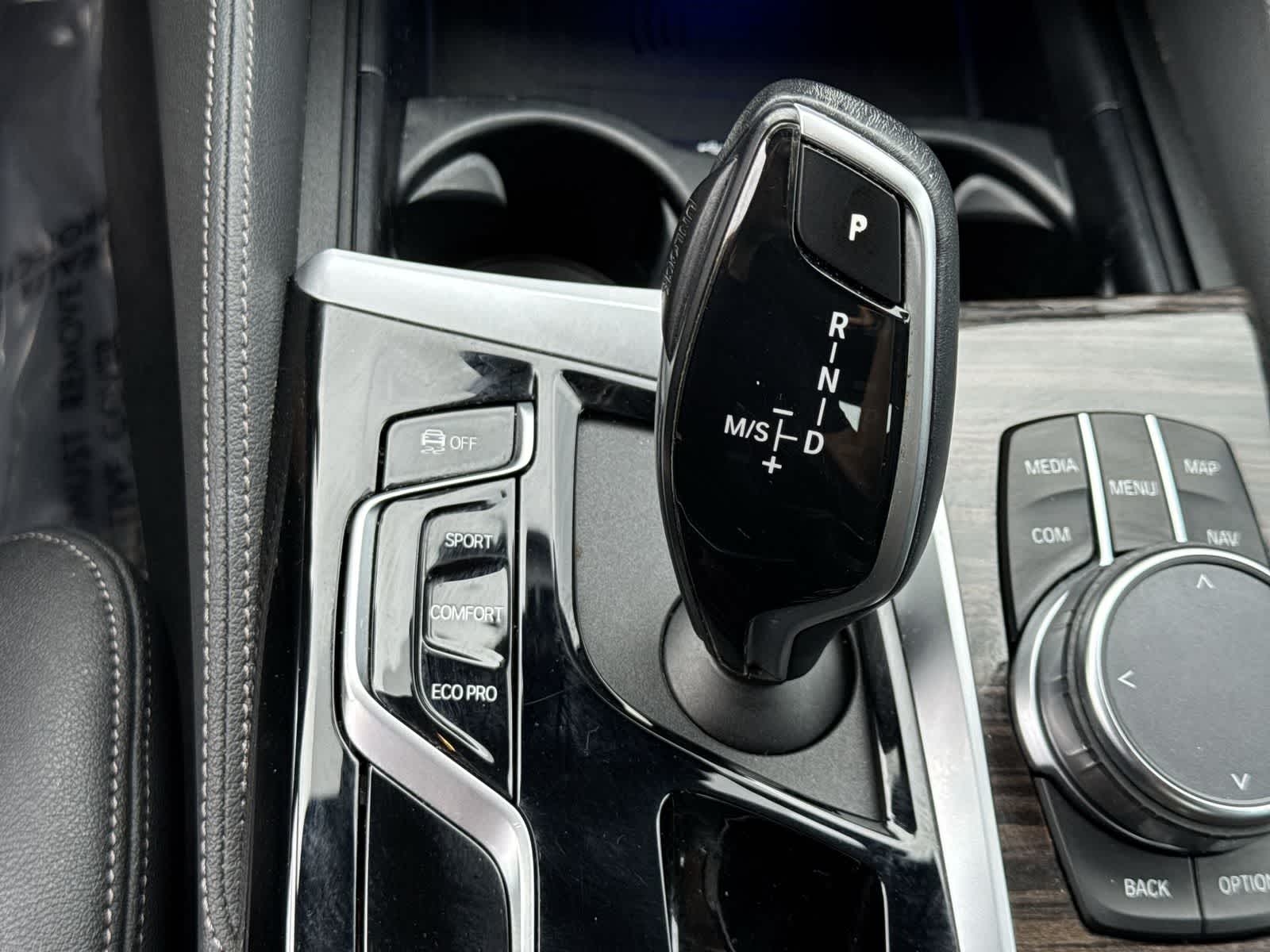 2023 BMW 540i 540i
