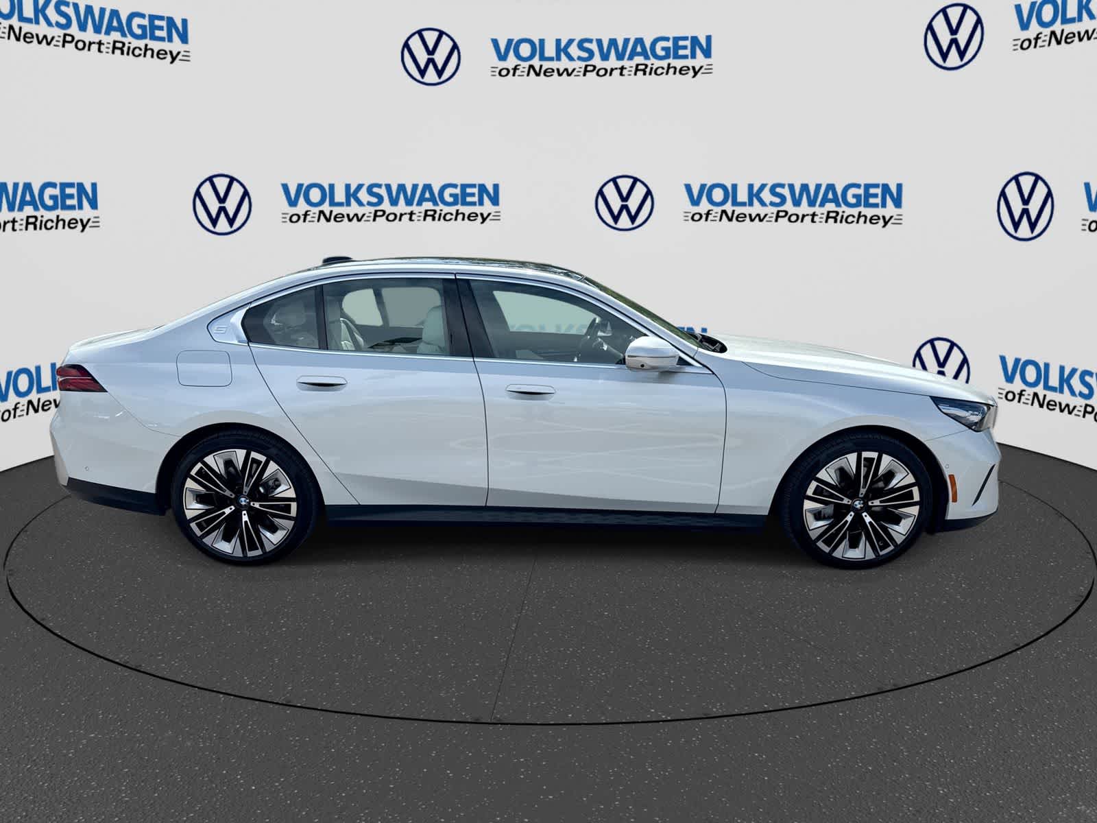 2026 BMW 540i xDrive 540i xDrive