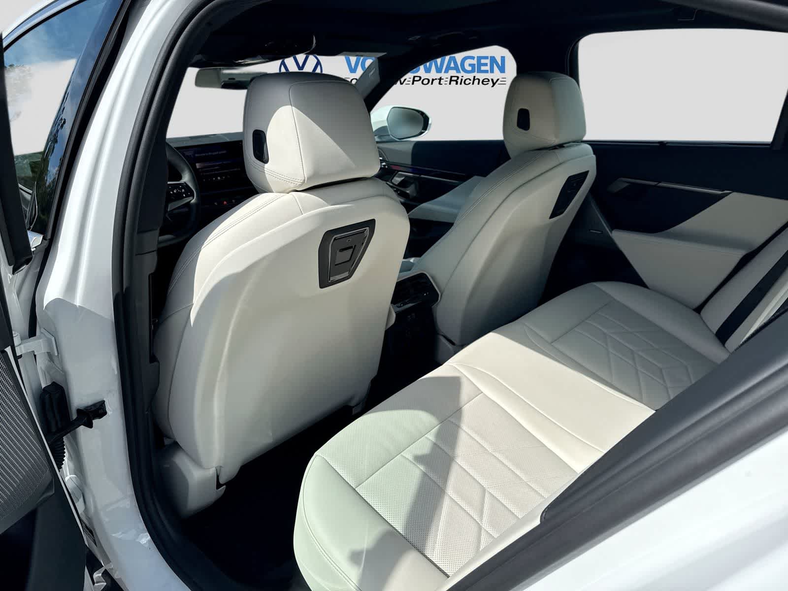 2026 BMW 540i xDrive 540i xDrive