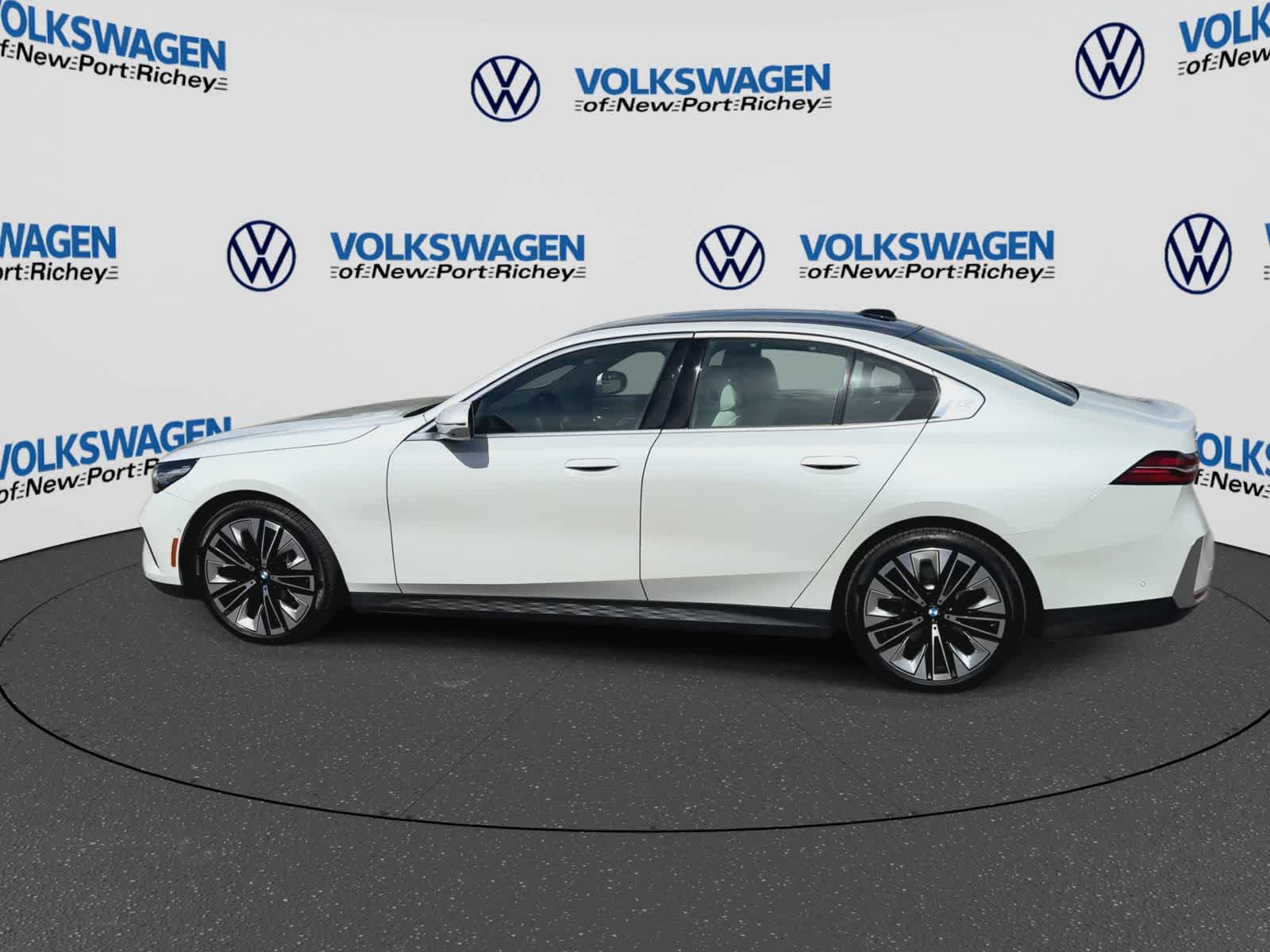 2026 BMW 540i xDrive 540i xDrive