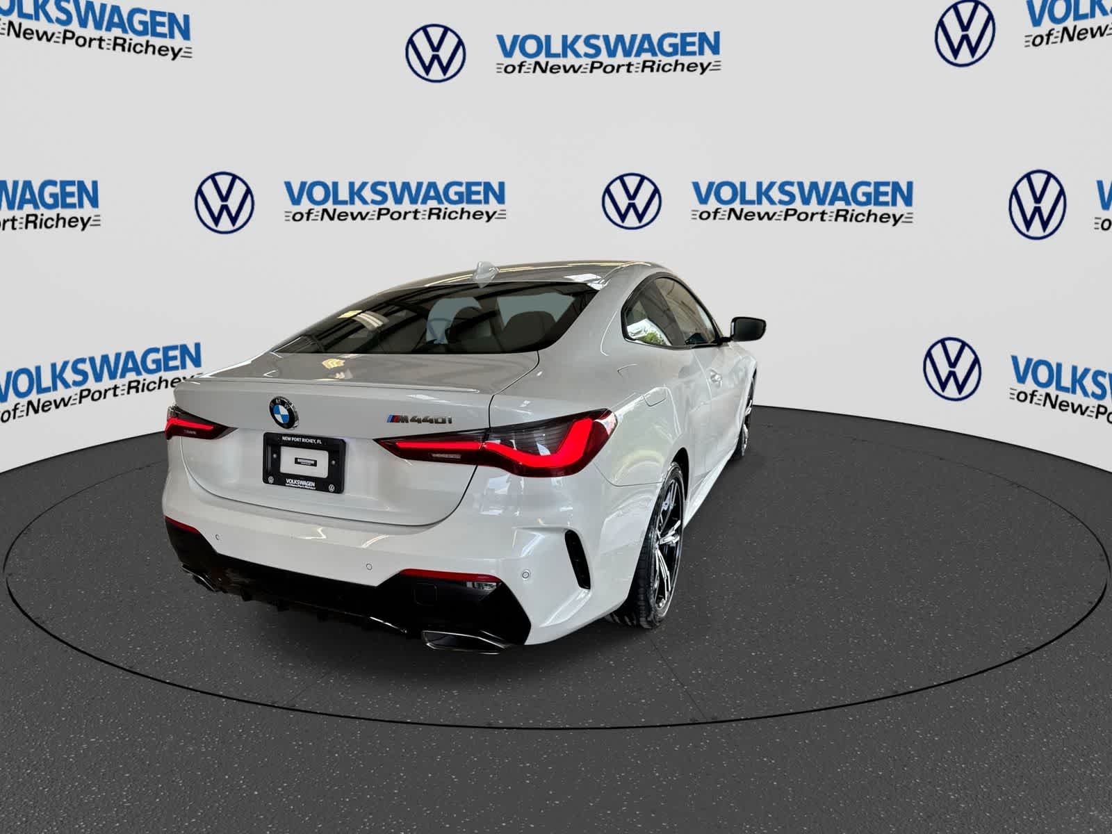 2022 BMW M440i M440i