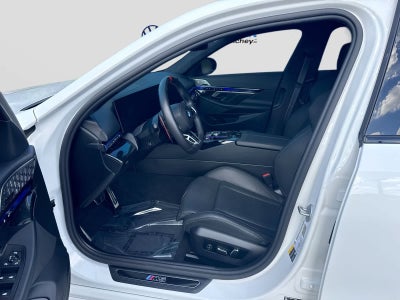 2025 BMW M5 Sedan