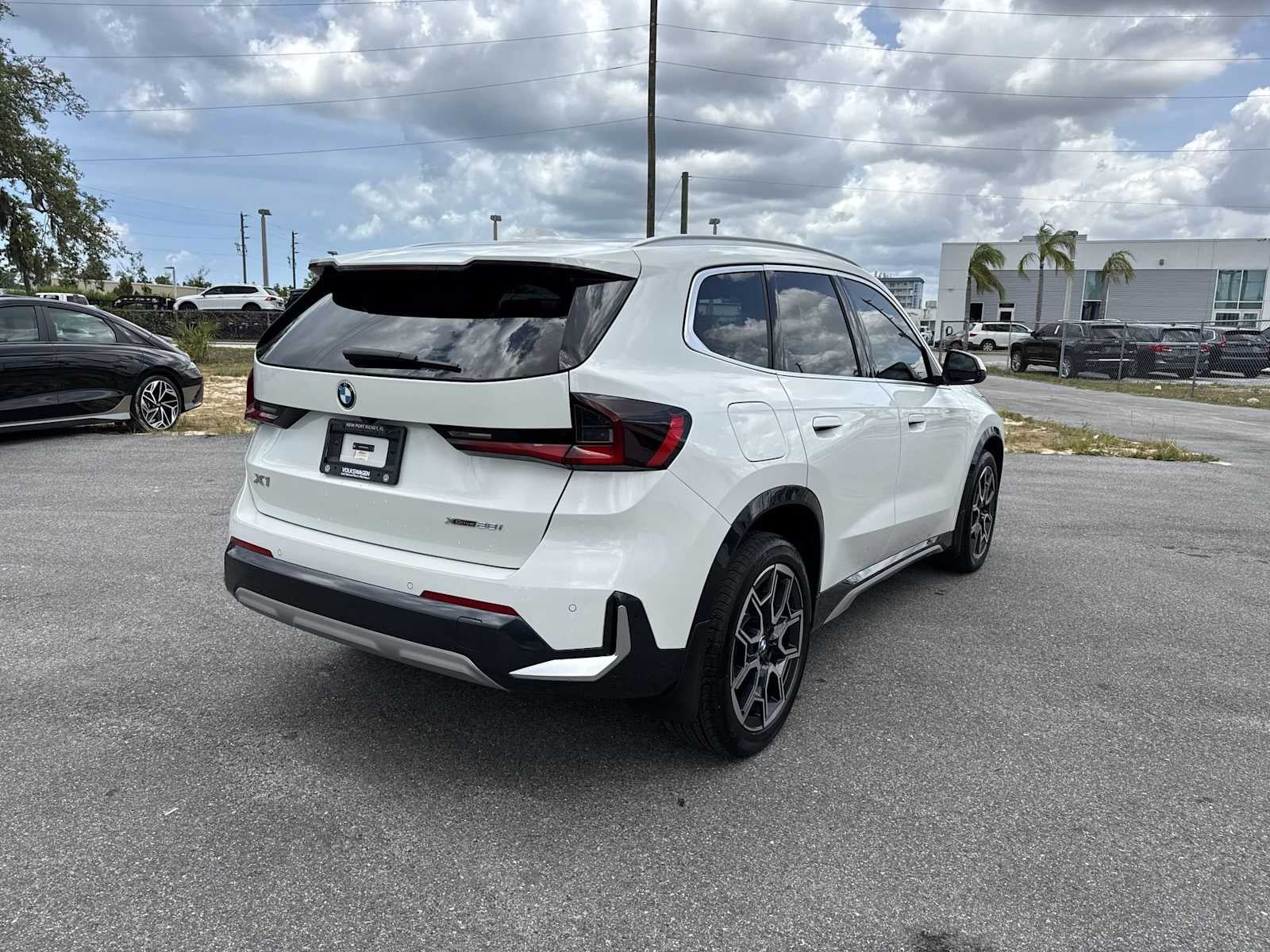 2025 BMW X1 xDrive28i xDrive28i