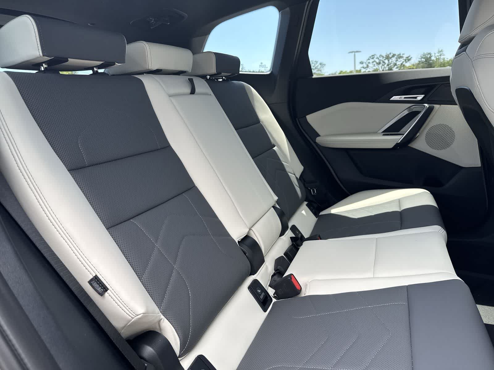 2026 BMW X1 xDrive28i xDrive28i