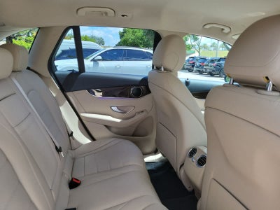 2020 Mercedes-Benz GLC 300 GLC 300