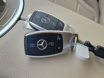 2020 Mercedes-Benz GLC 300 GLC 300