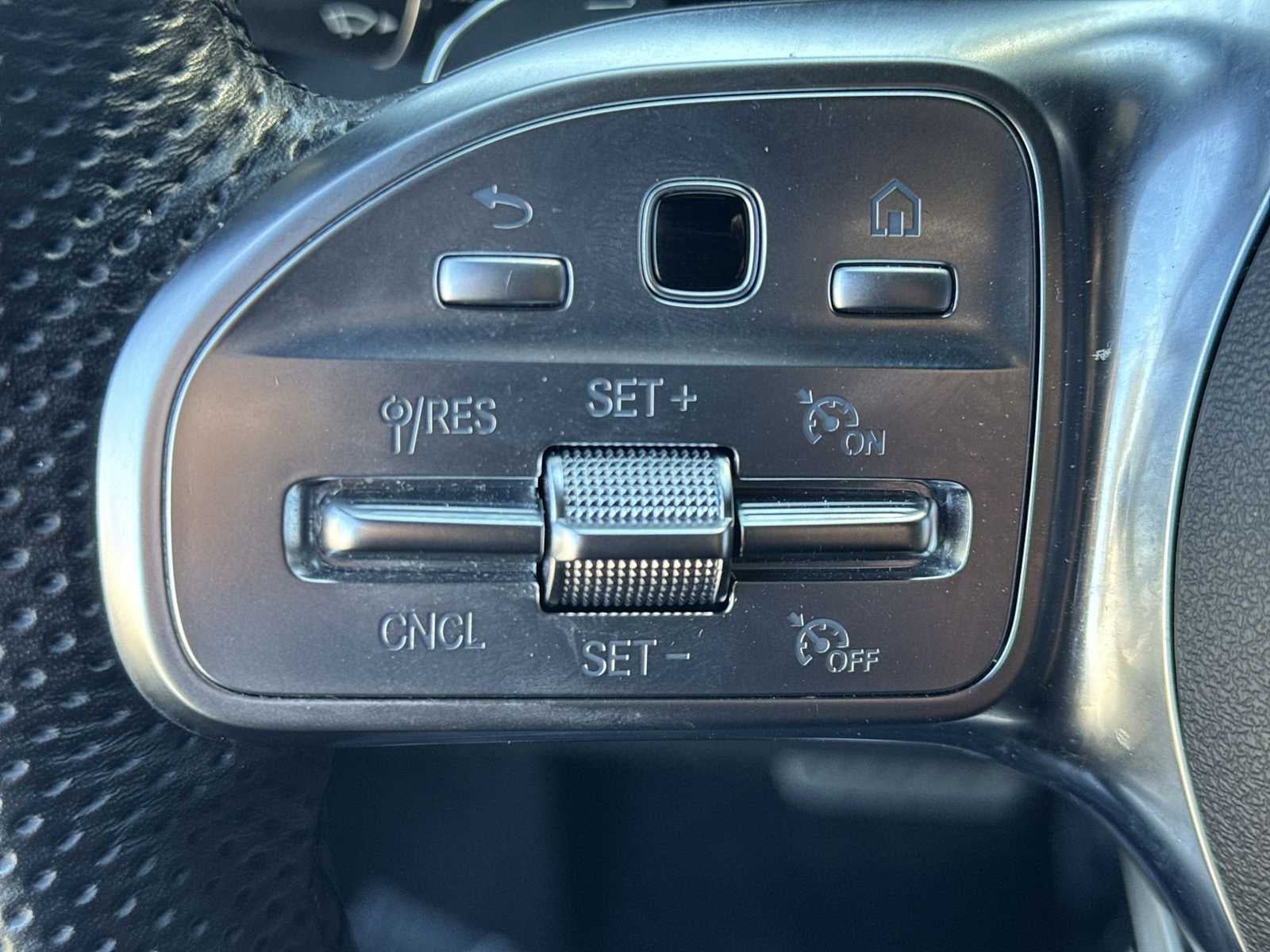 2020 Mercedes-Benz GLC GLC 300