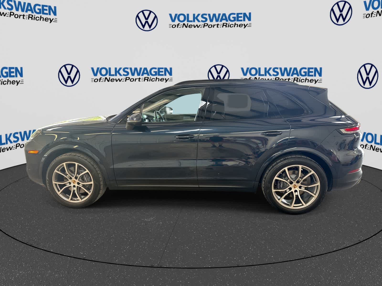 2024 Porsche Cayenne AWD