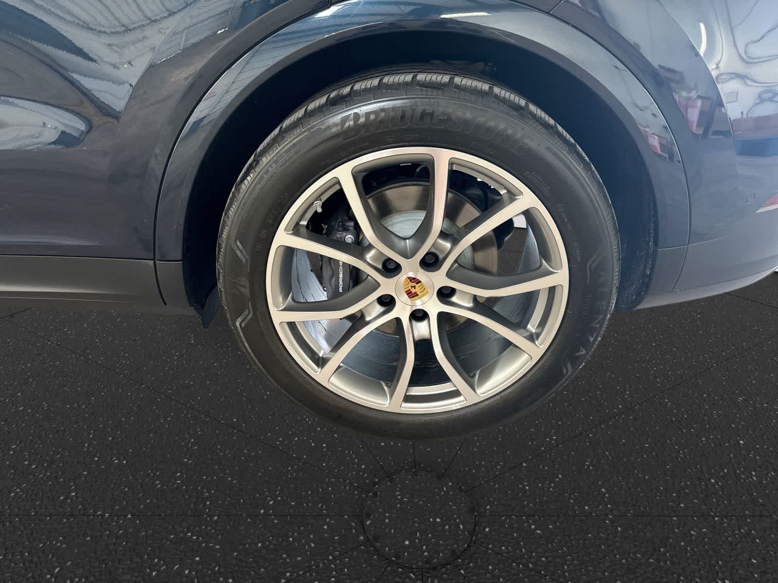 2024 Porsche Cayenne AWD