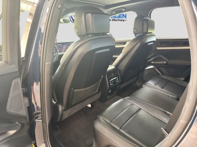 2024 Porsche Cayenne AWD