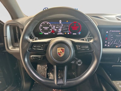 2024 Porsche Cayenne AWD