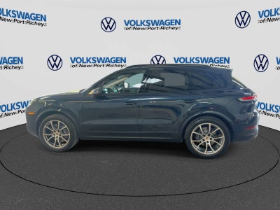 2024 Porsche Cayenne AWD