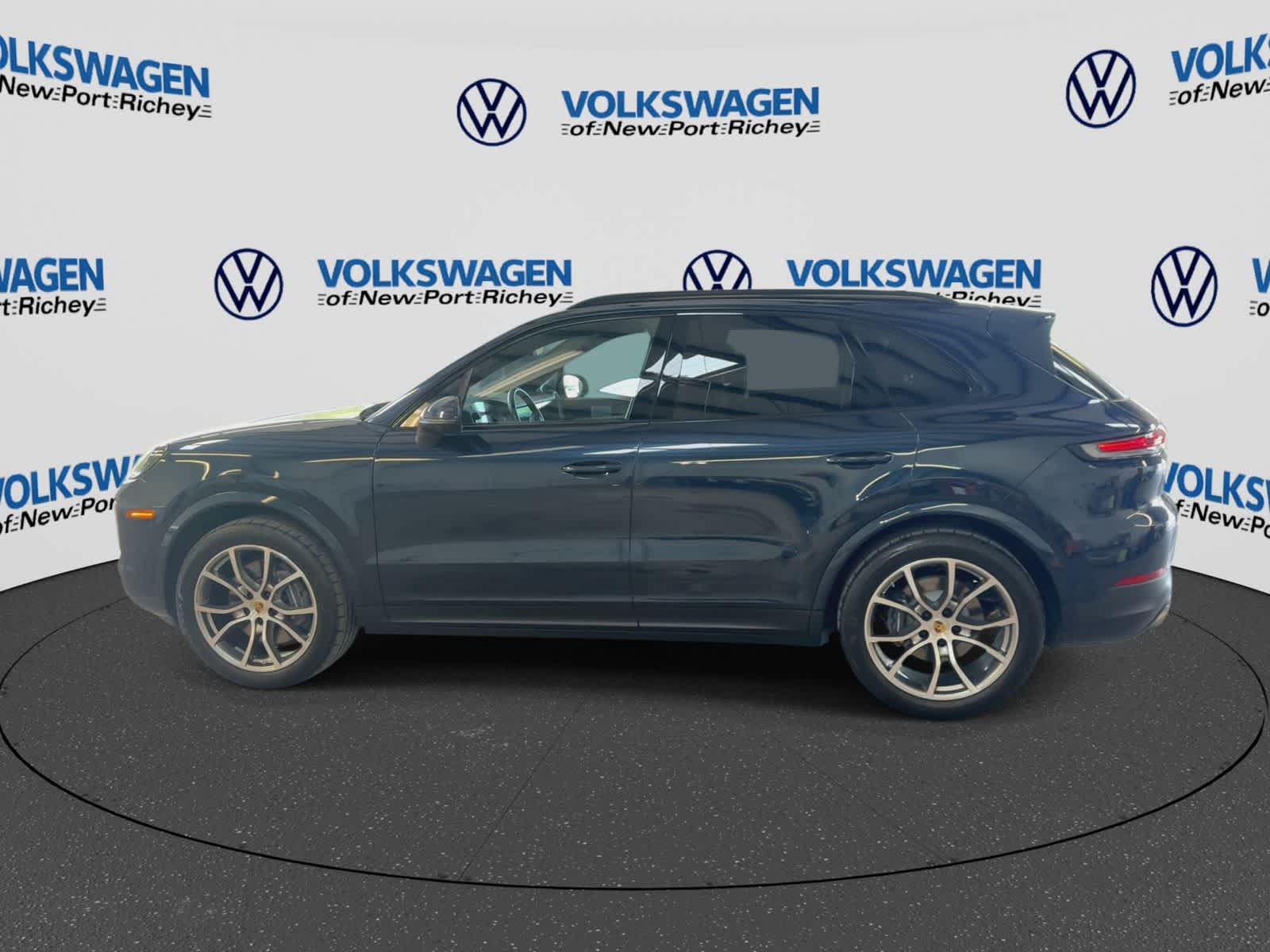 2024 Porsche Cayenne AWD