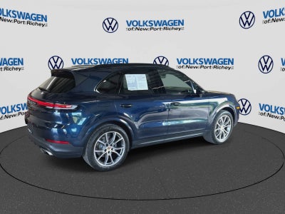 2024 Porsche Cayenne AWD