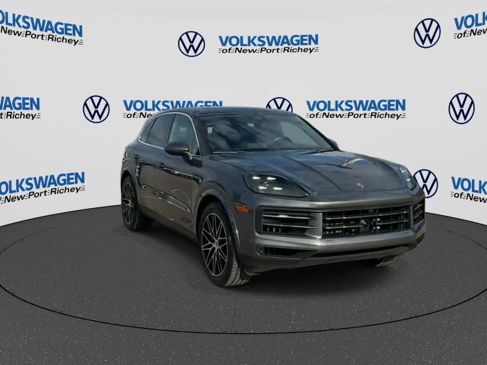 2025 Porsche Cayenne AWD