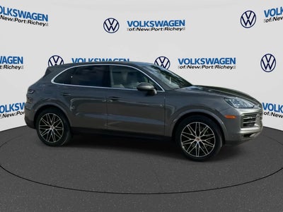 2025 Porsche Cayenne AWD