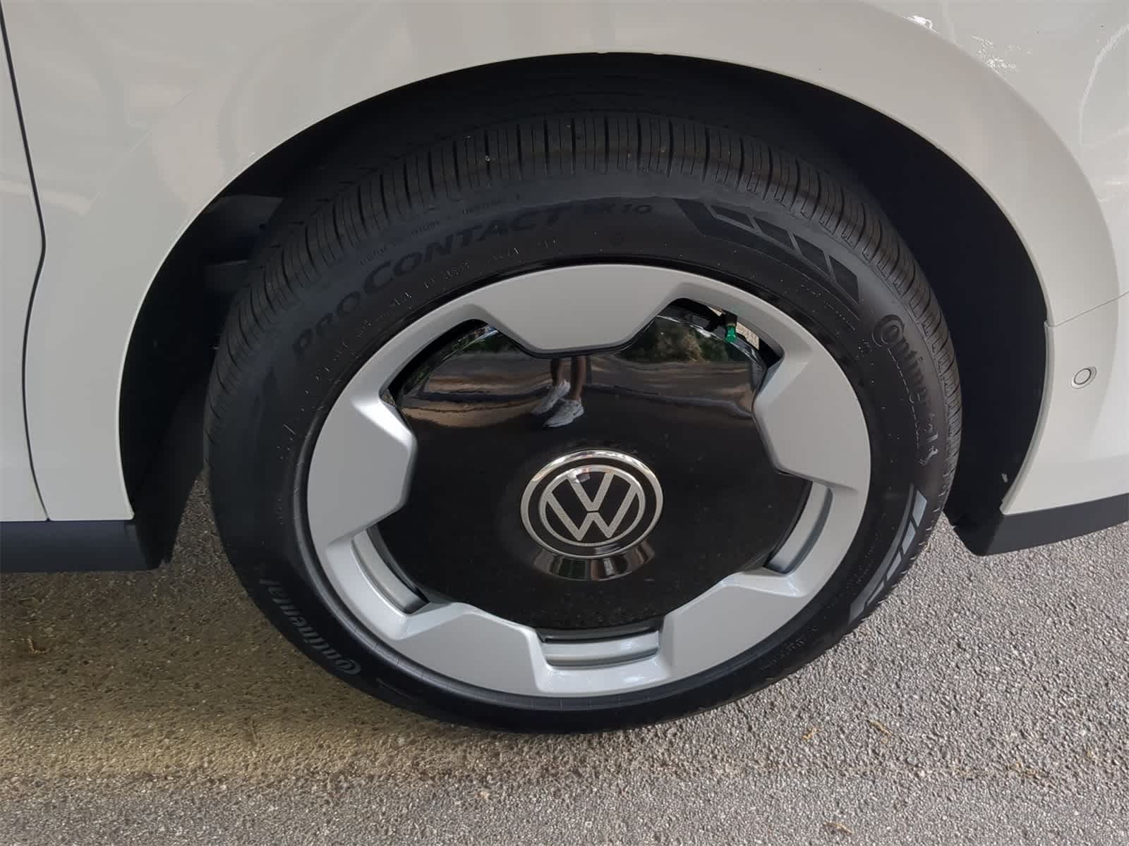 2025 Volkswagen ID. Buzz Pro S