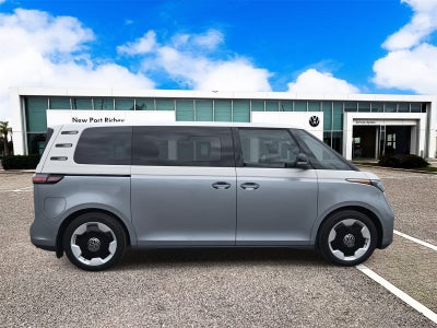 2025 Volkswagen ID. Buzz Pro S Plus