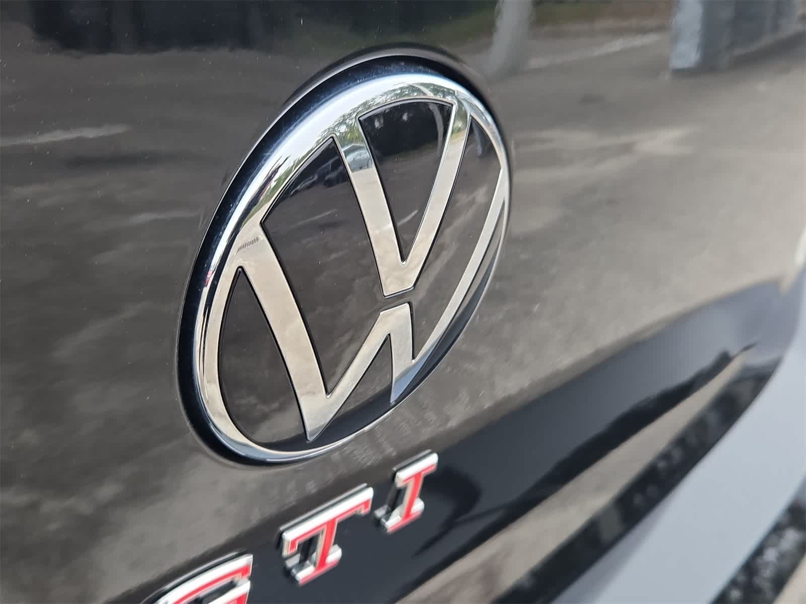 2026 Volkswagen Golf GTI SE