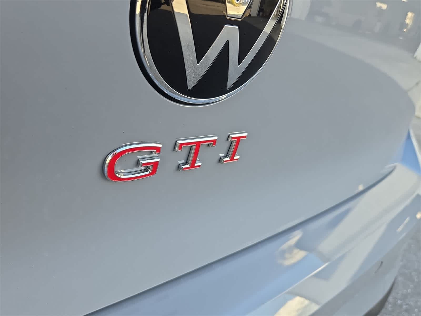 2026 Volkswagen Golf GTI SE