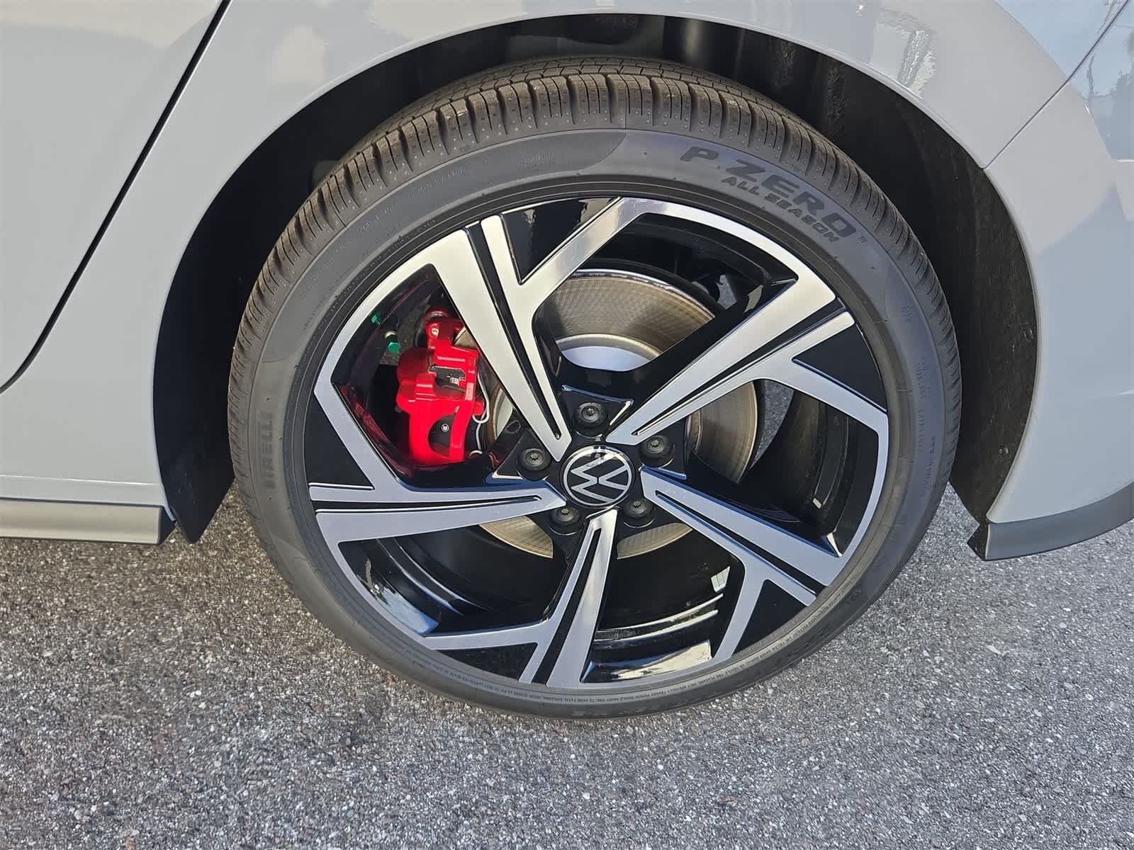 2026 Volkswagen Golf GTI SE