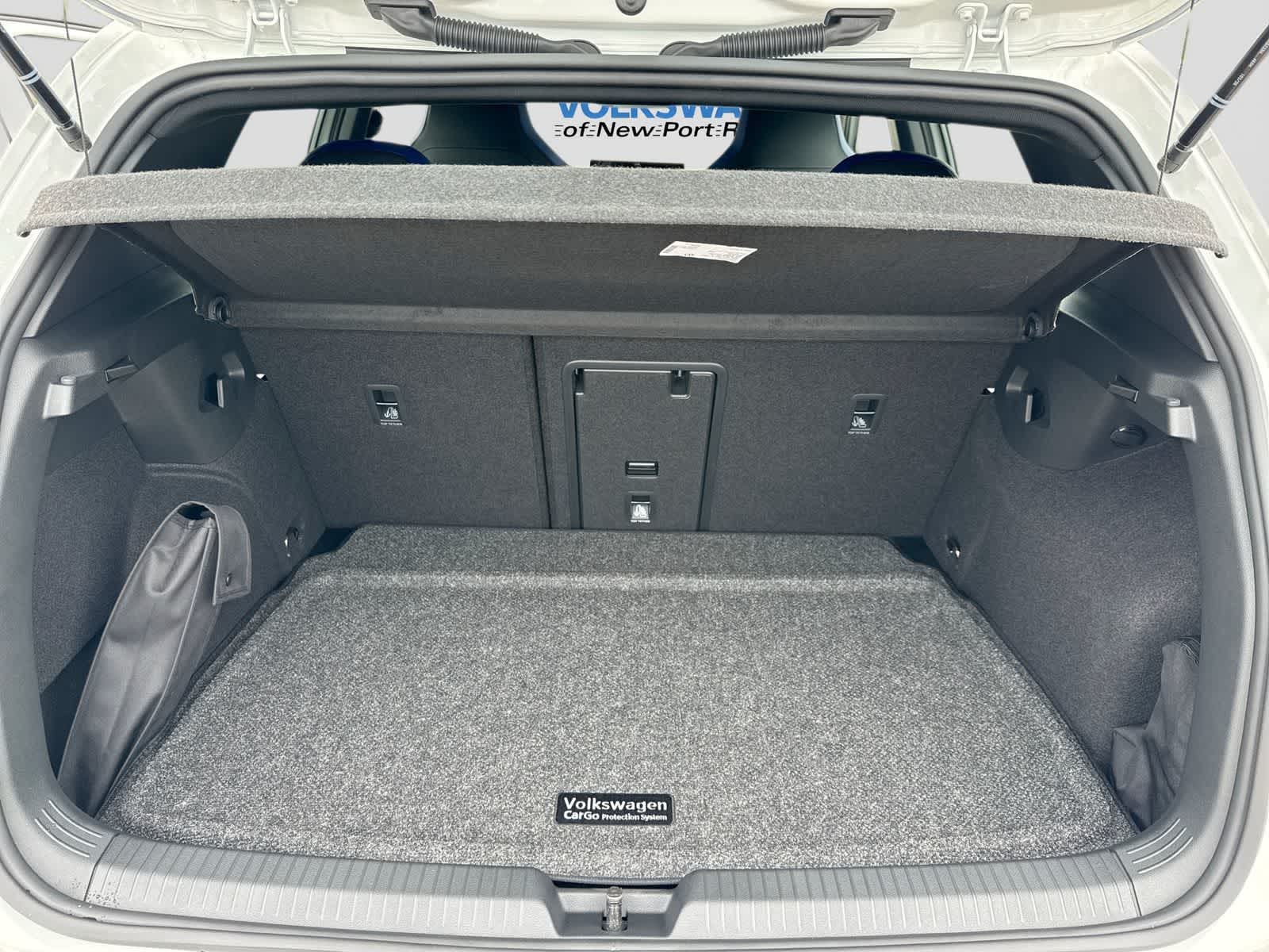 2026 Volkswagen Golf R 2.0T