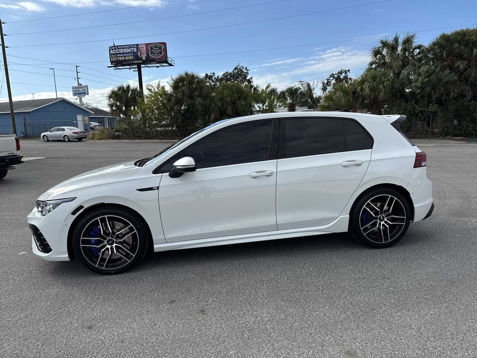 2023 Volkswagen Golf R 2.0T Manual