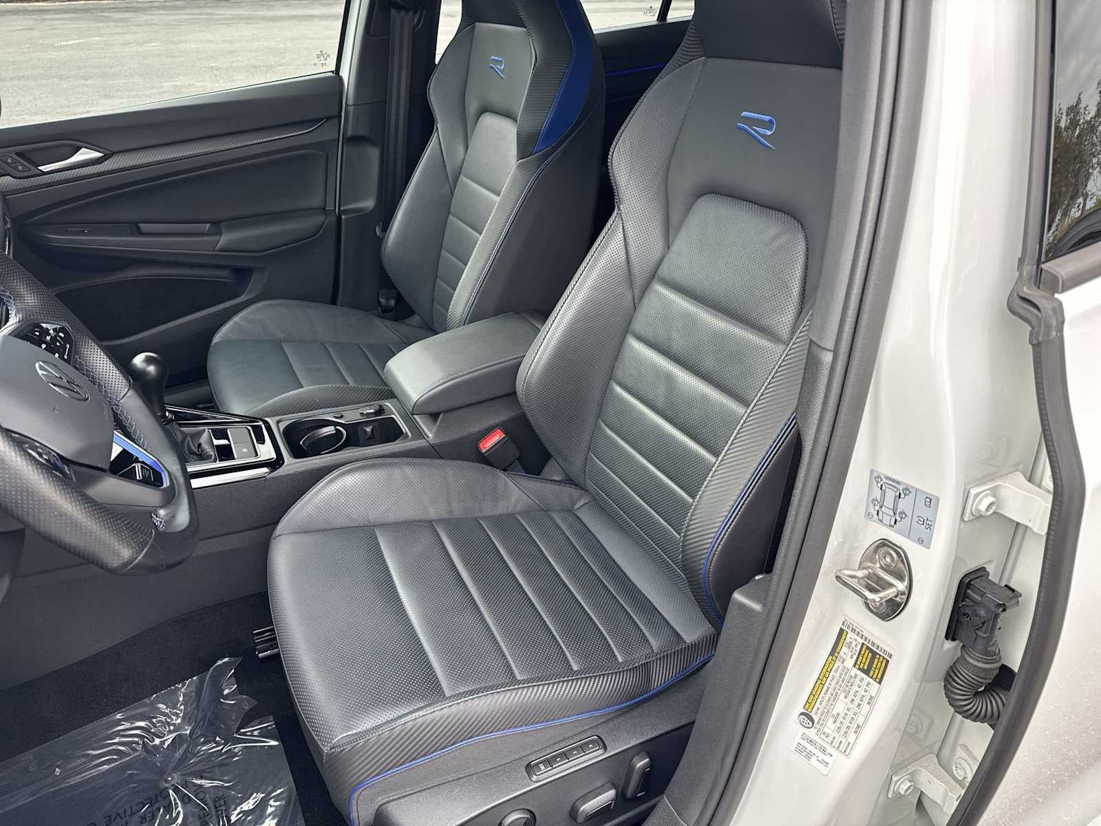 2023 Volkswagen Golf R 2.0T Manual