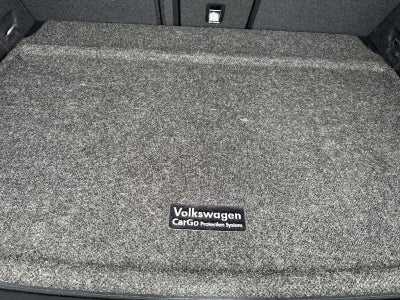 2023 Volkswagen Golf R 2.0T Manual