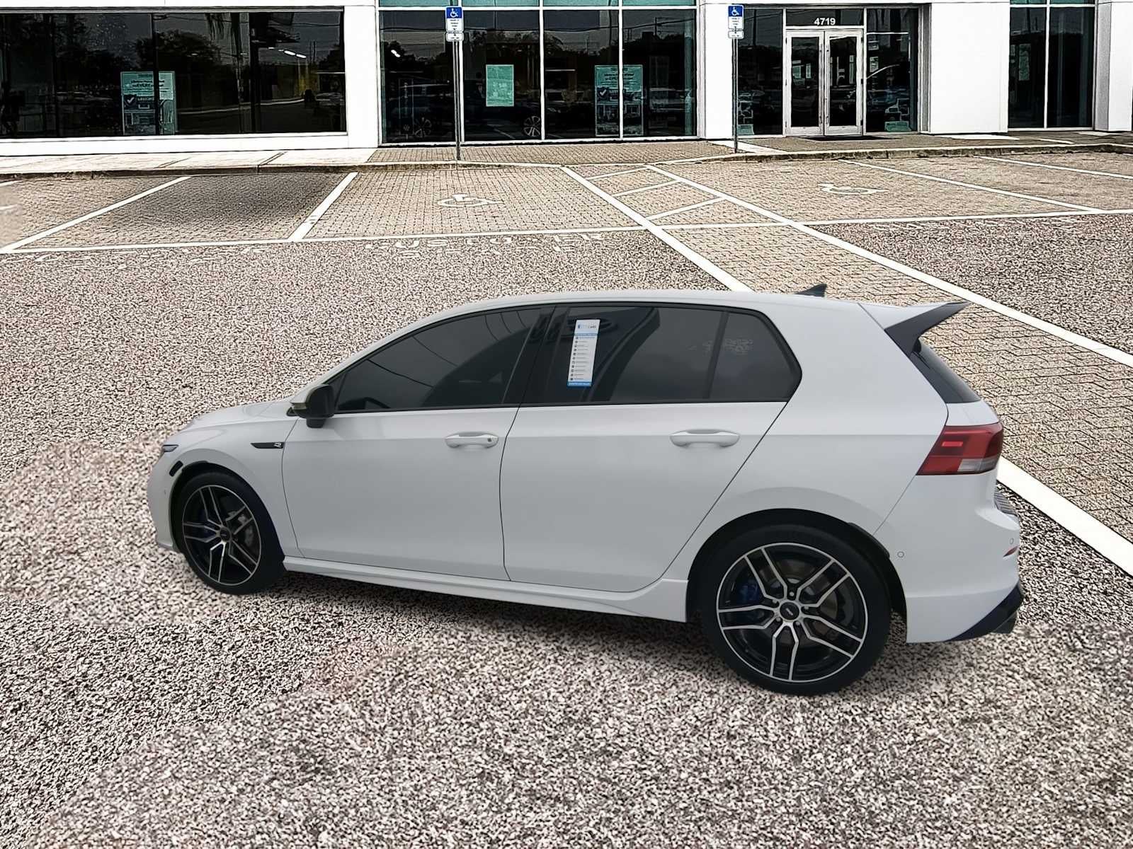 2023 Volkswagen Golf R 2.0T Manual