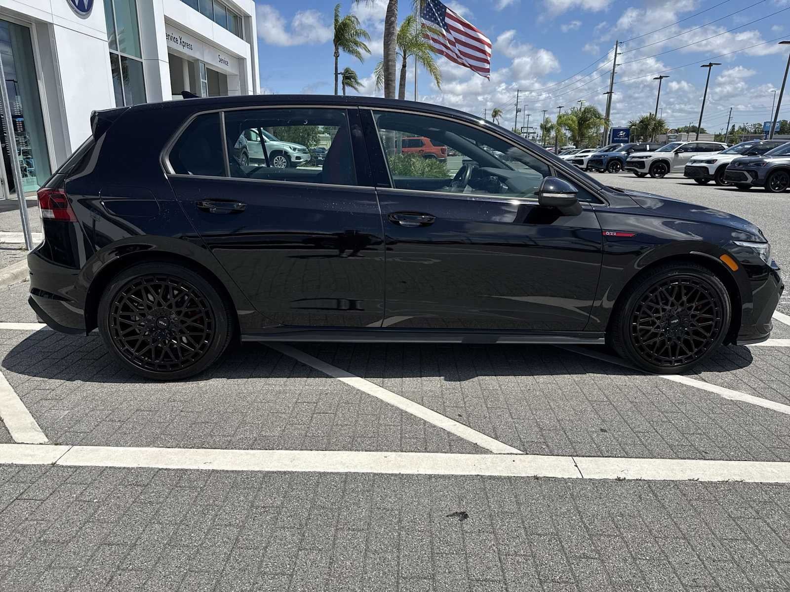 2024 Volkswagen Golf GTI 380 S