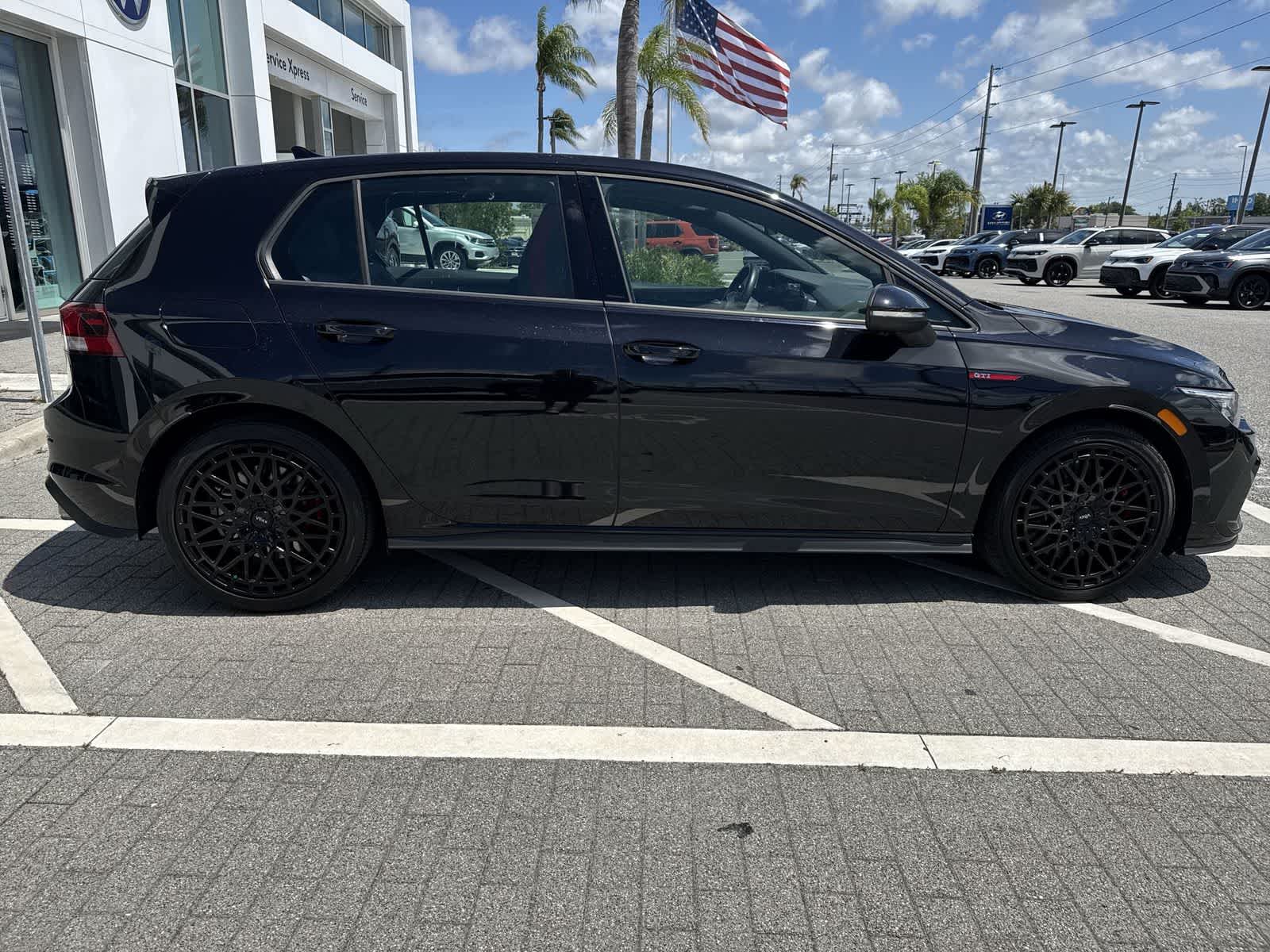 2024 Volkswagen Golf GTI 380 S