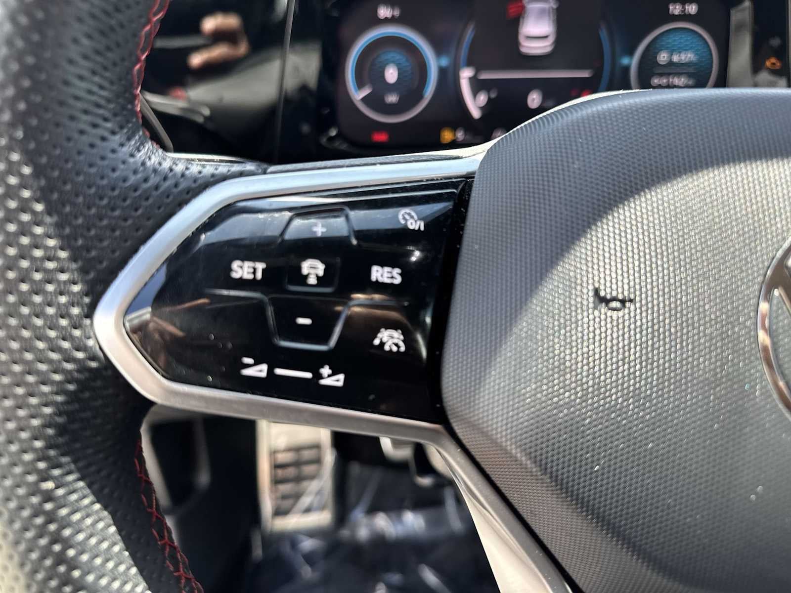 2024 Volkswagen Golf GTI 380 S