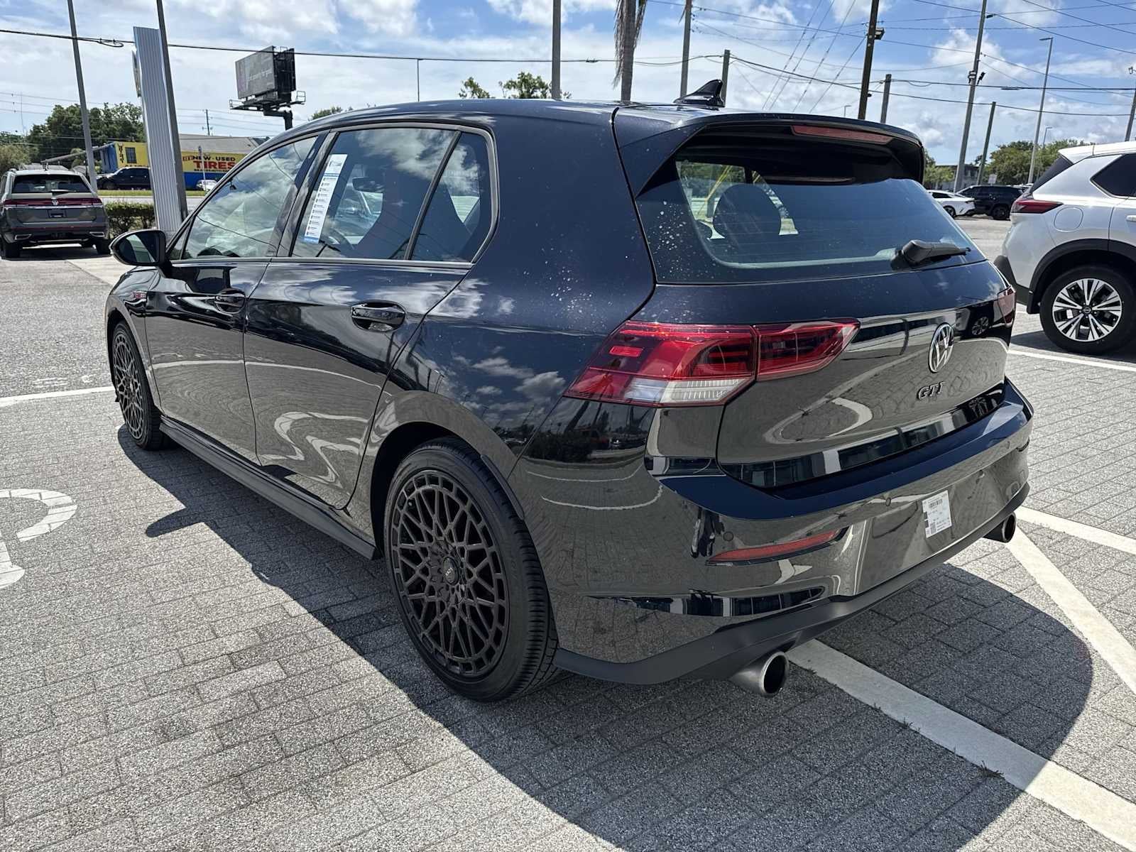 2024 Volkswagen Golf GTI 380 S