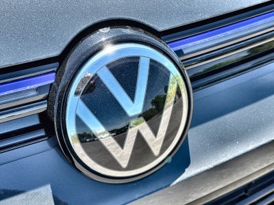 2026 Volkswagen Golf R 2.0T