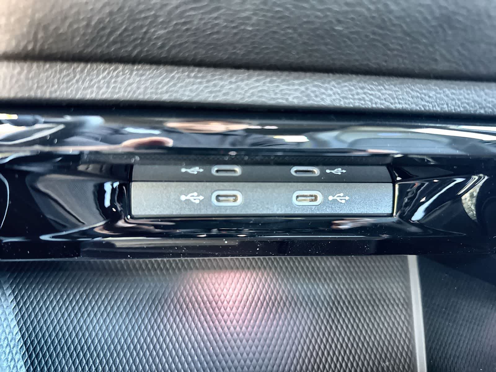 2026 Volkswagen Golf R 2.0T