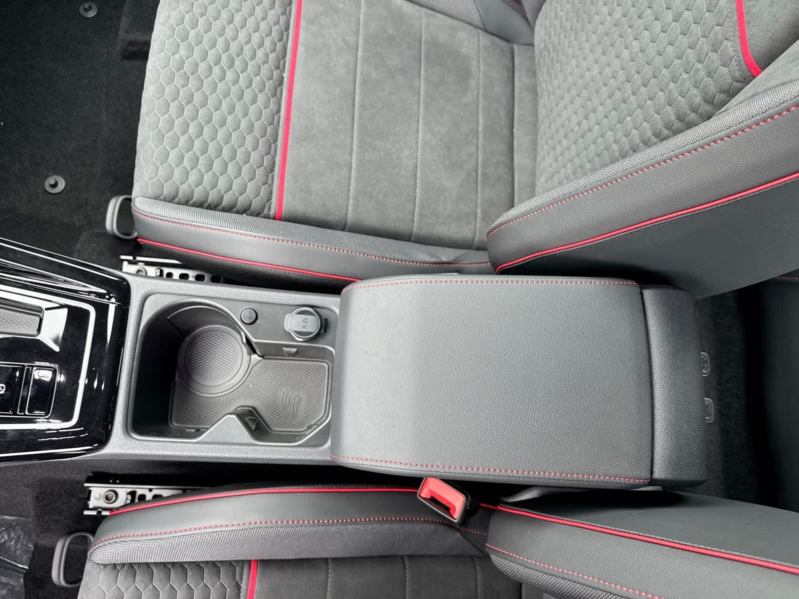 2026 Volkswagen Golf GTI SE