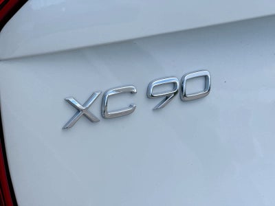 2023 Volvo XC90 Plus