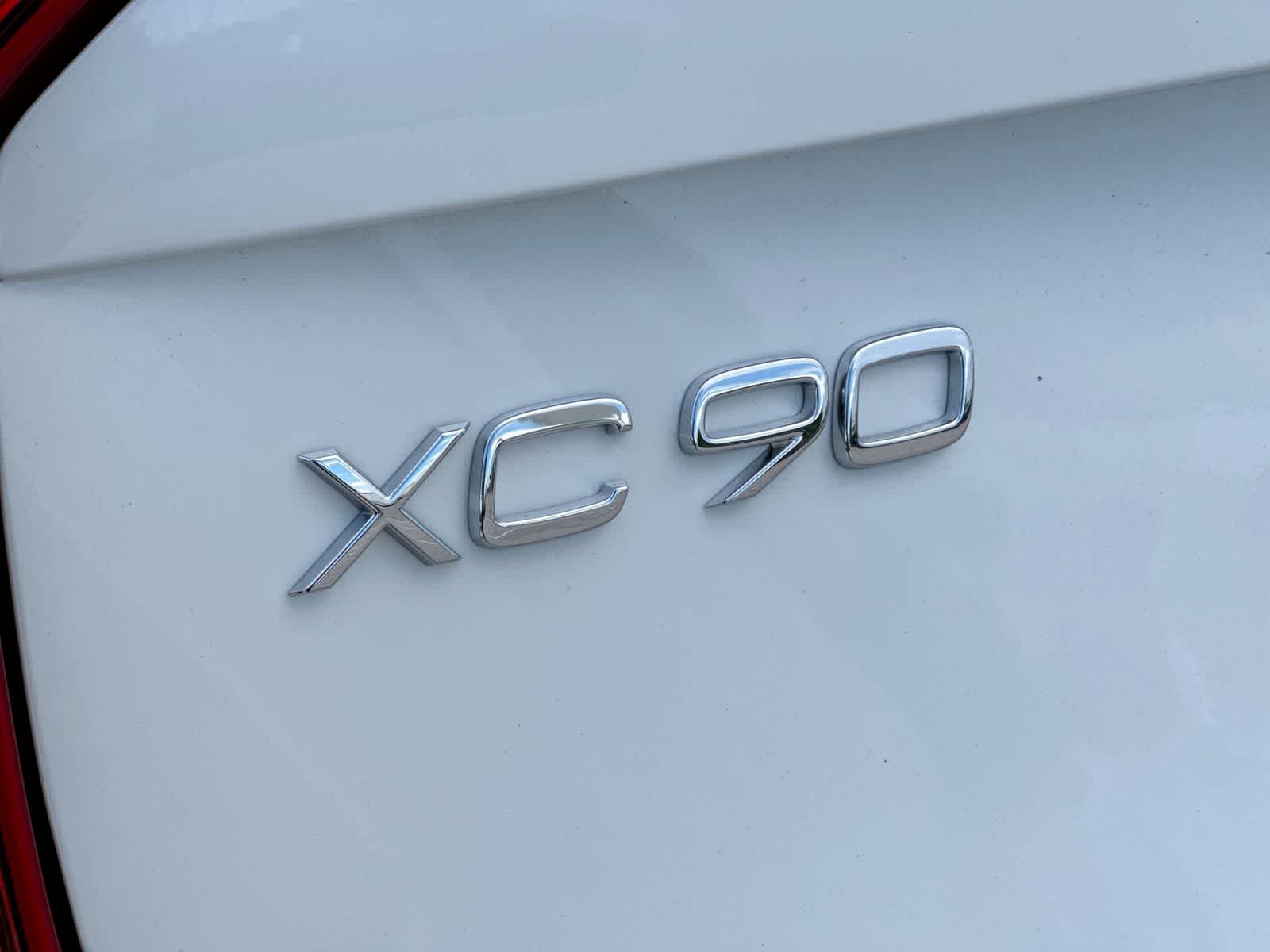 2023 Volvo XC90 Plus