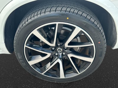2023 Volvo XC90 Plus