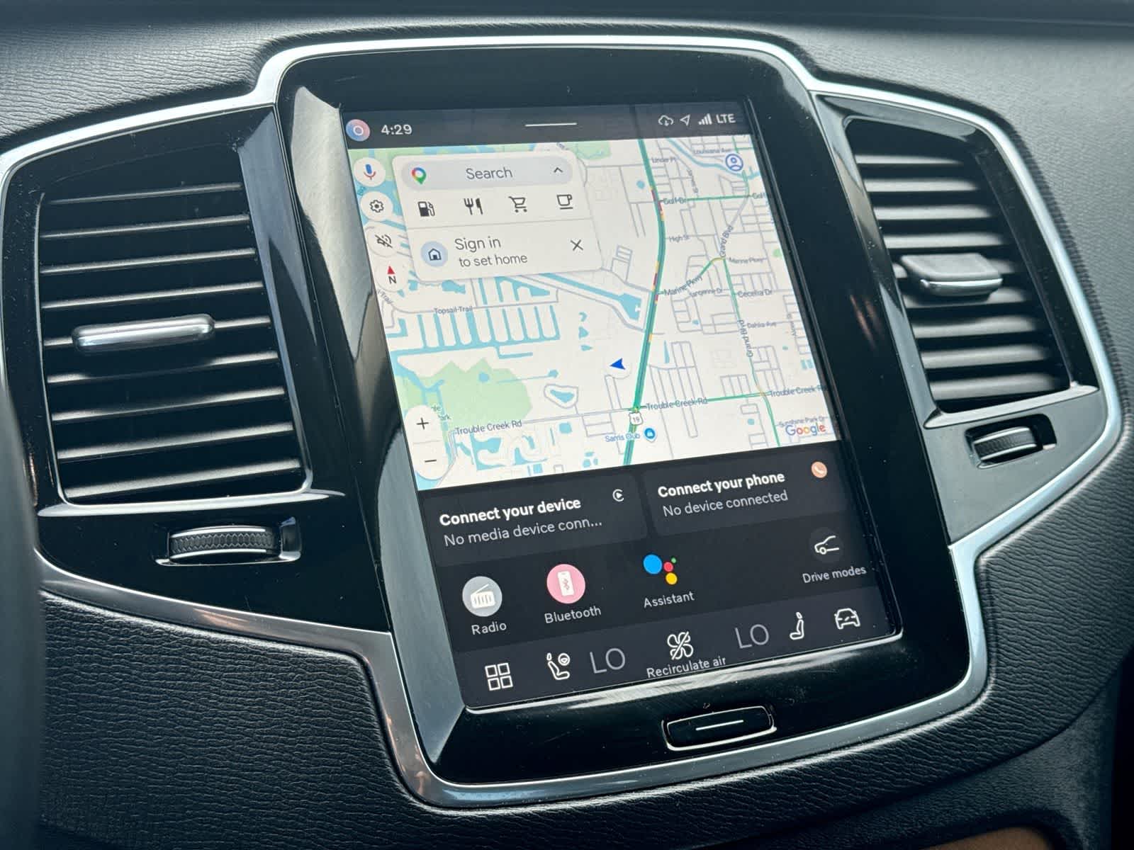 2023 Volvo XC90 Plus