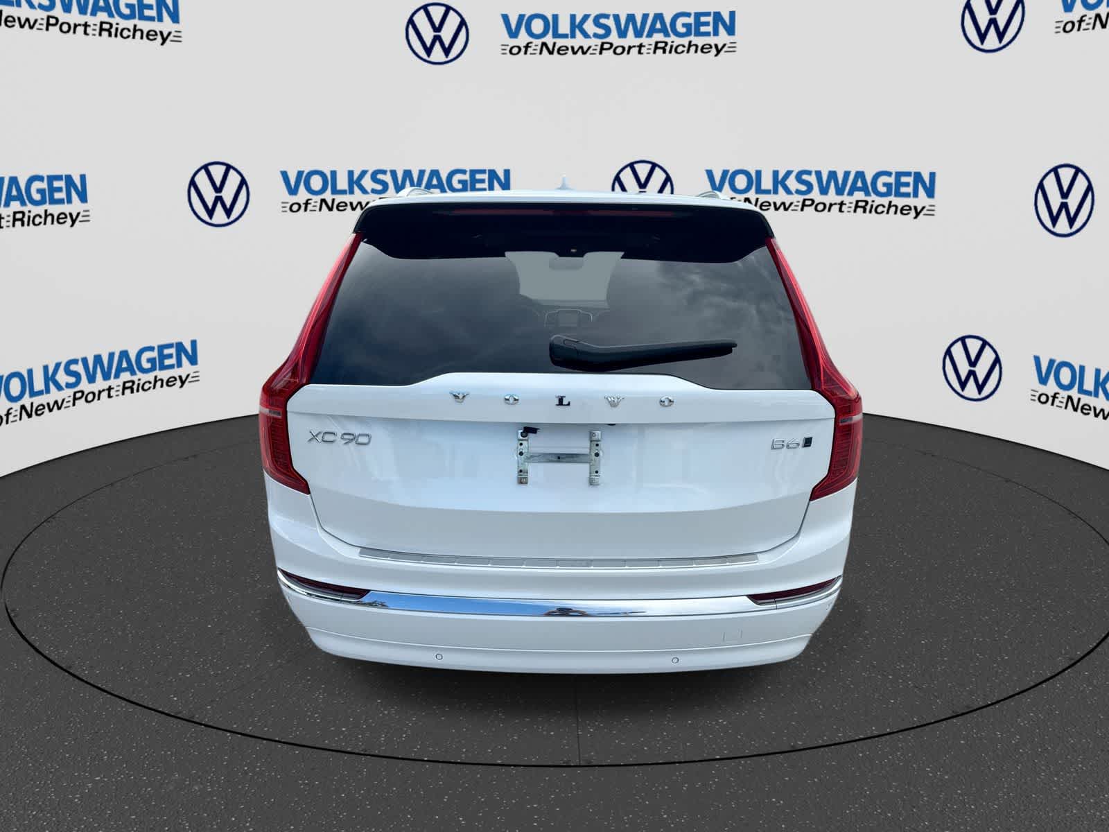 2023 Volvo XC90 Plus
