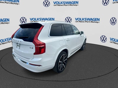 2023 Volvo XC90 Plus