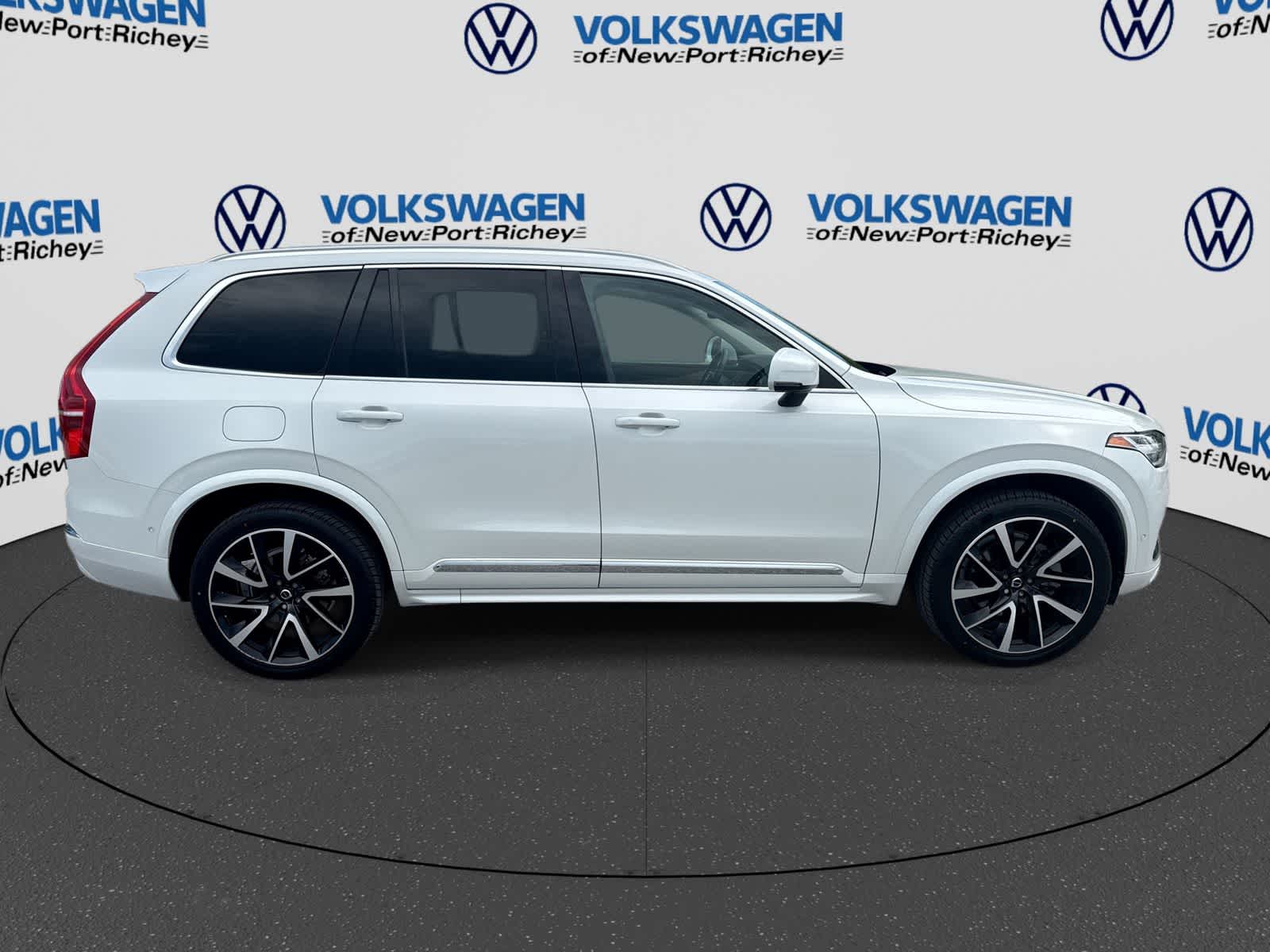 2023 Volvo XC90 Plus